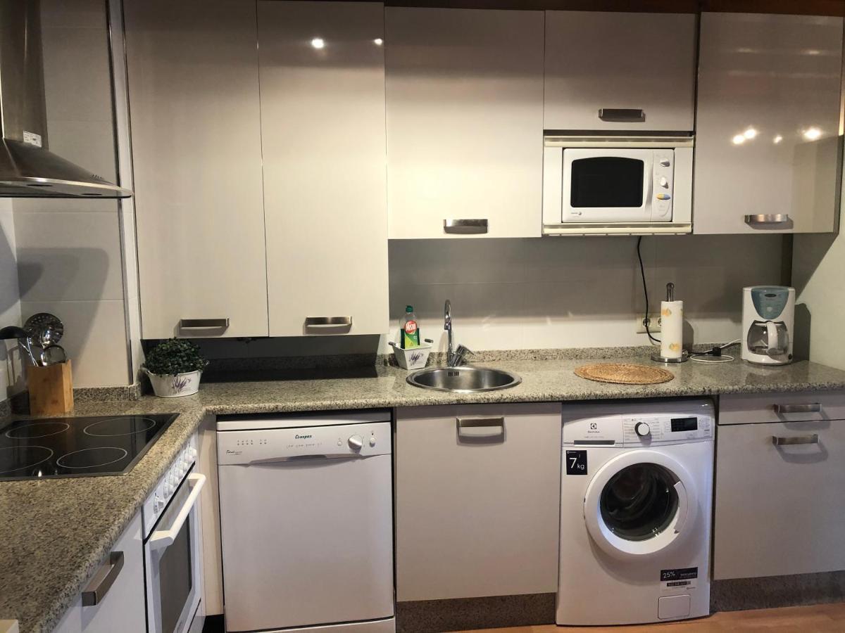 Apartament La Plaza De Llanes, Plaza Parres Sobrino, 6 *