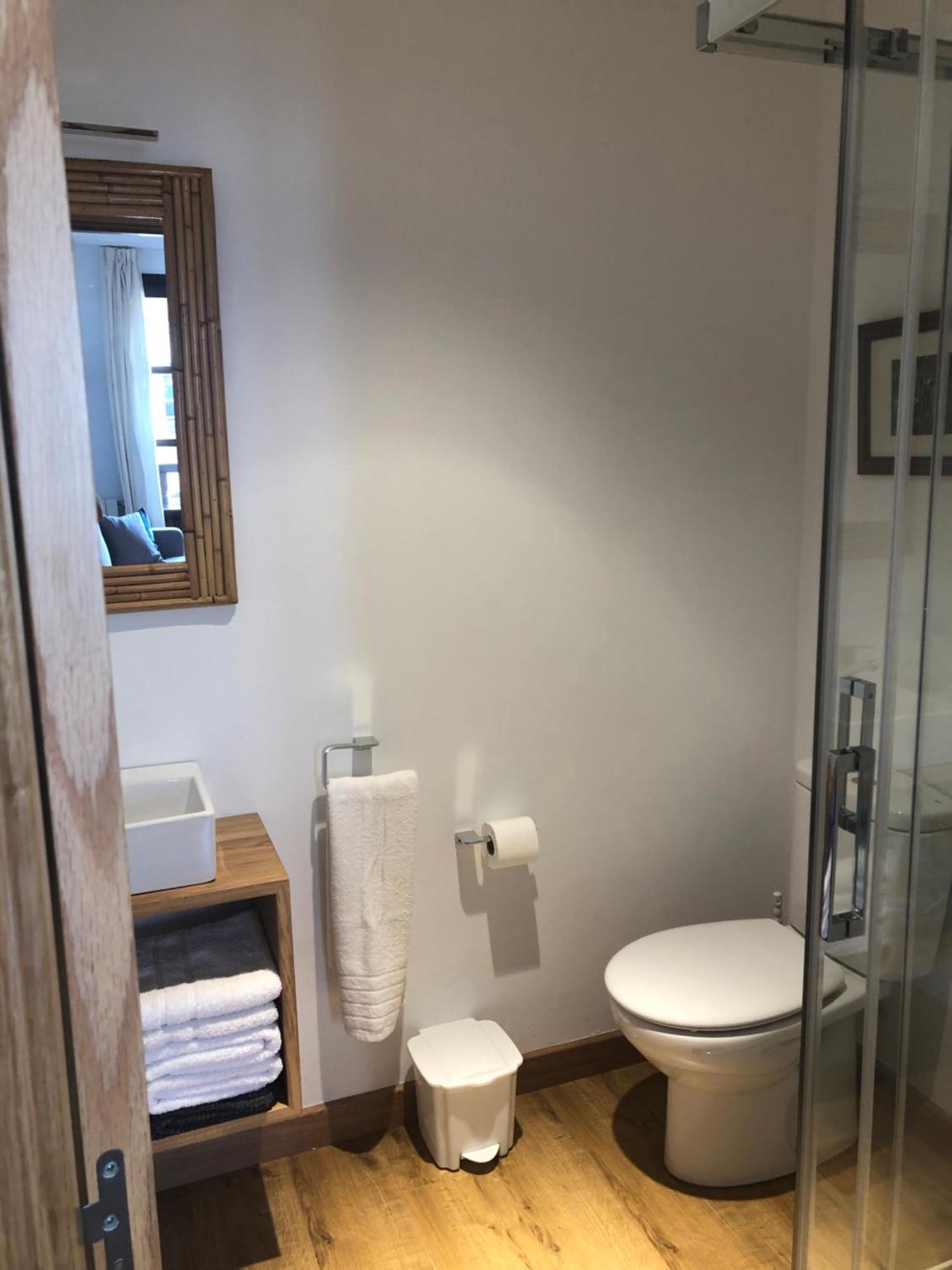La Plaza De Llanes, Plaza Parres Sobrino, 6 * Llanes